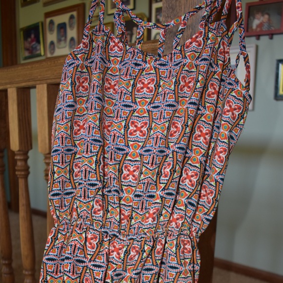 Patterned romper - Picture 1 of 4